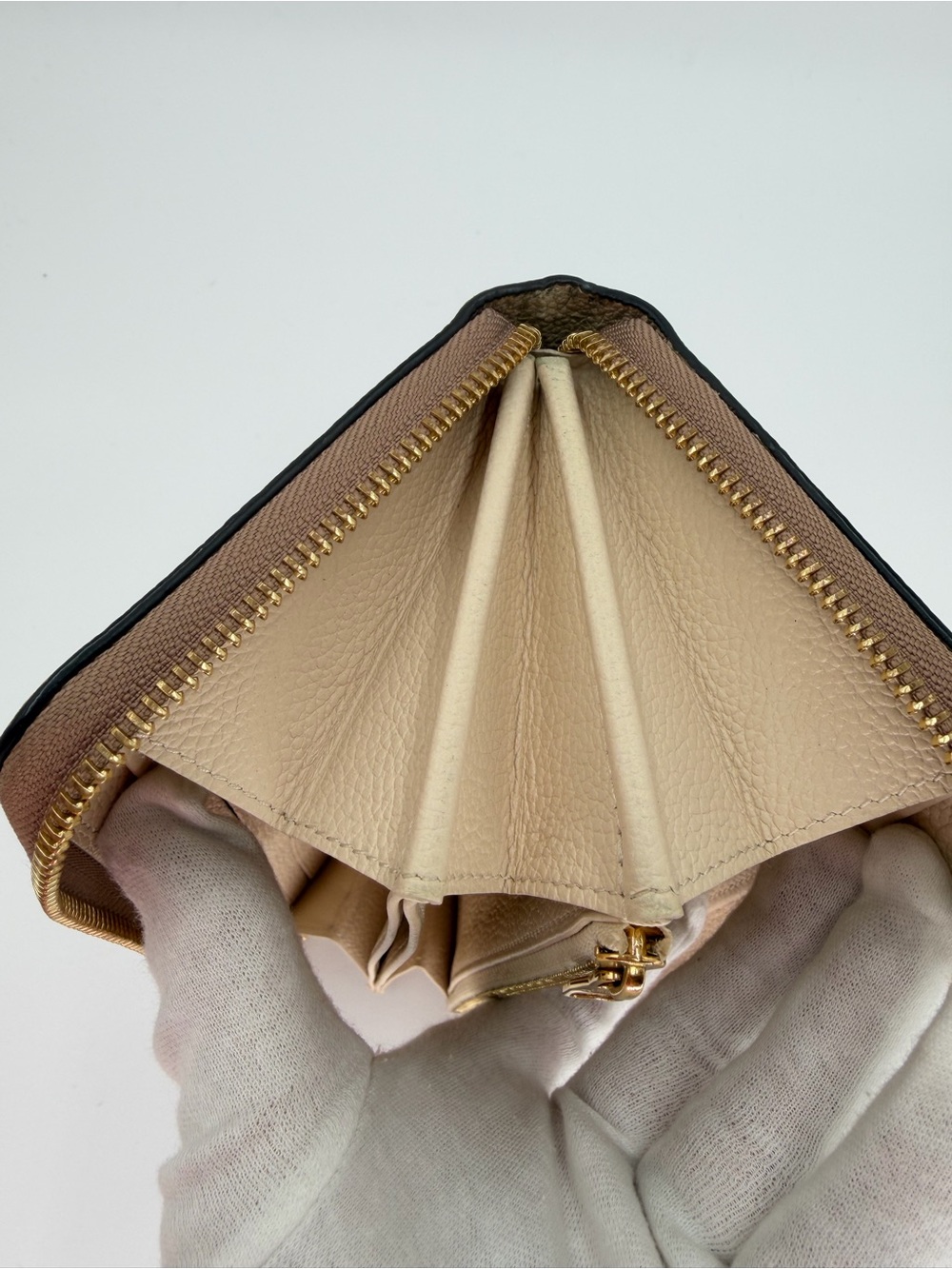 Louis Vuitton Bi Color Empriente Zippy Wallet Cream/Mauve Full Set w/Entrupy COA - Picture 6 of 16